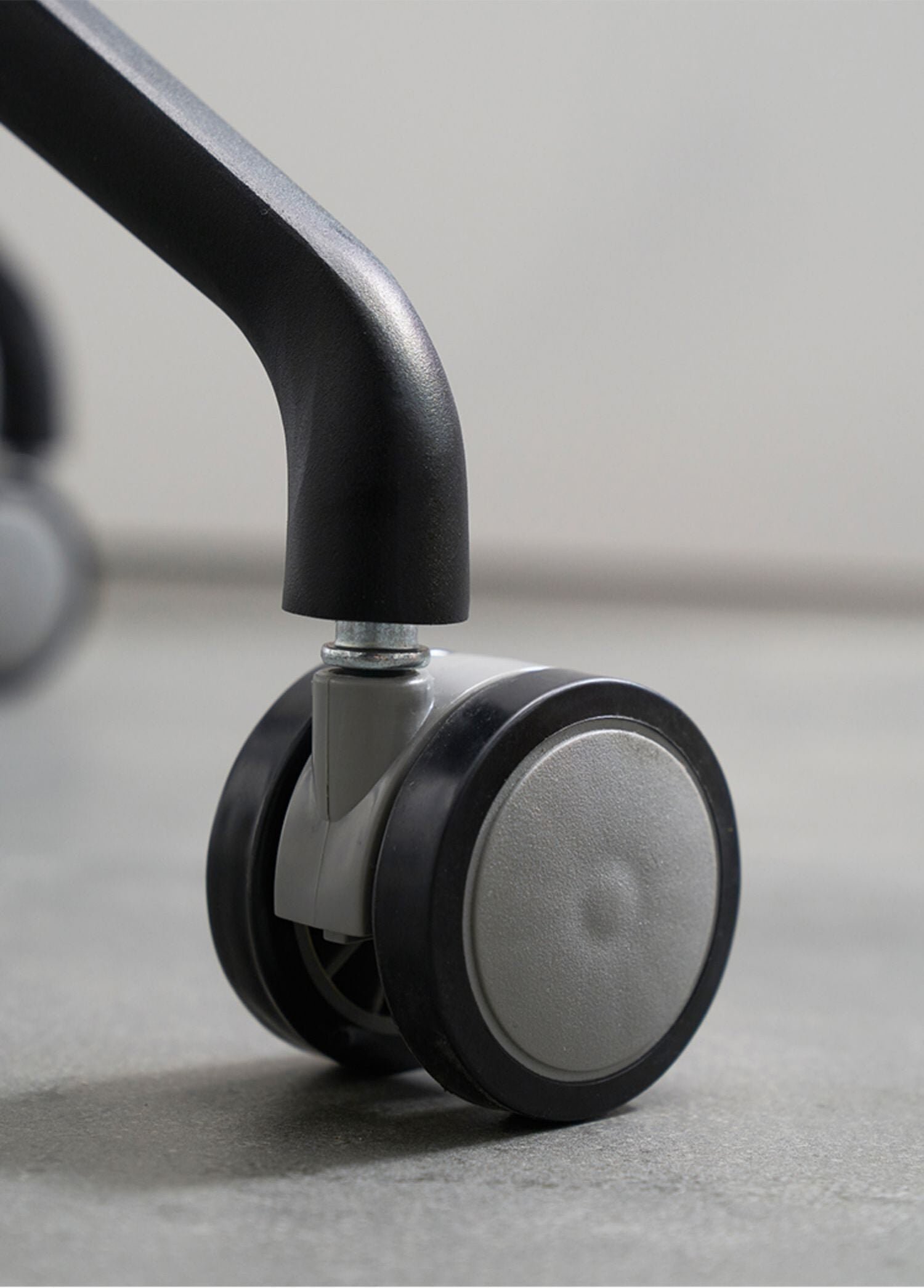 NIYE Lysander Stylish Modern Office Chair - Image 5